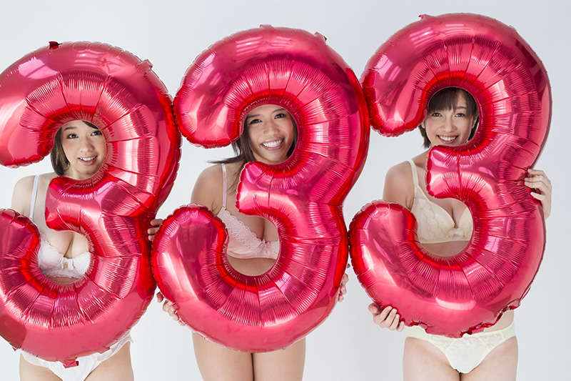 タイプの異なるそれぞれの恥じらいの姿2