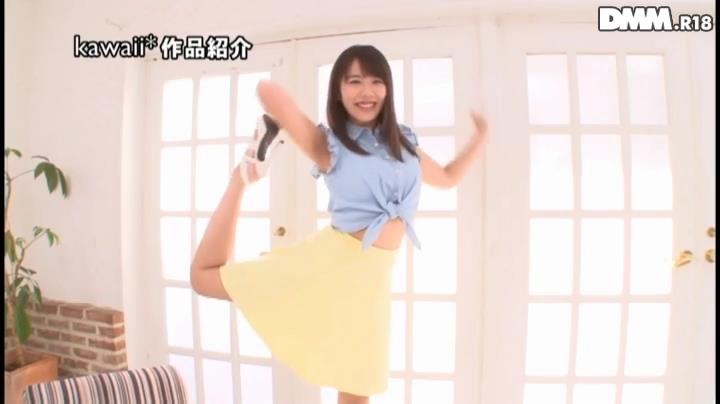 新人！kawaii 専属デビュ 大人め美少女発育途中の気まぐれFカップ18歳 稀夕らら - アダルトDVD通販 - DMM.R18.mp4_000027494