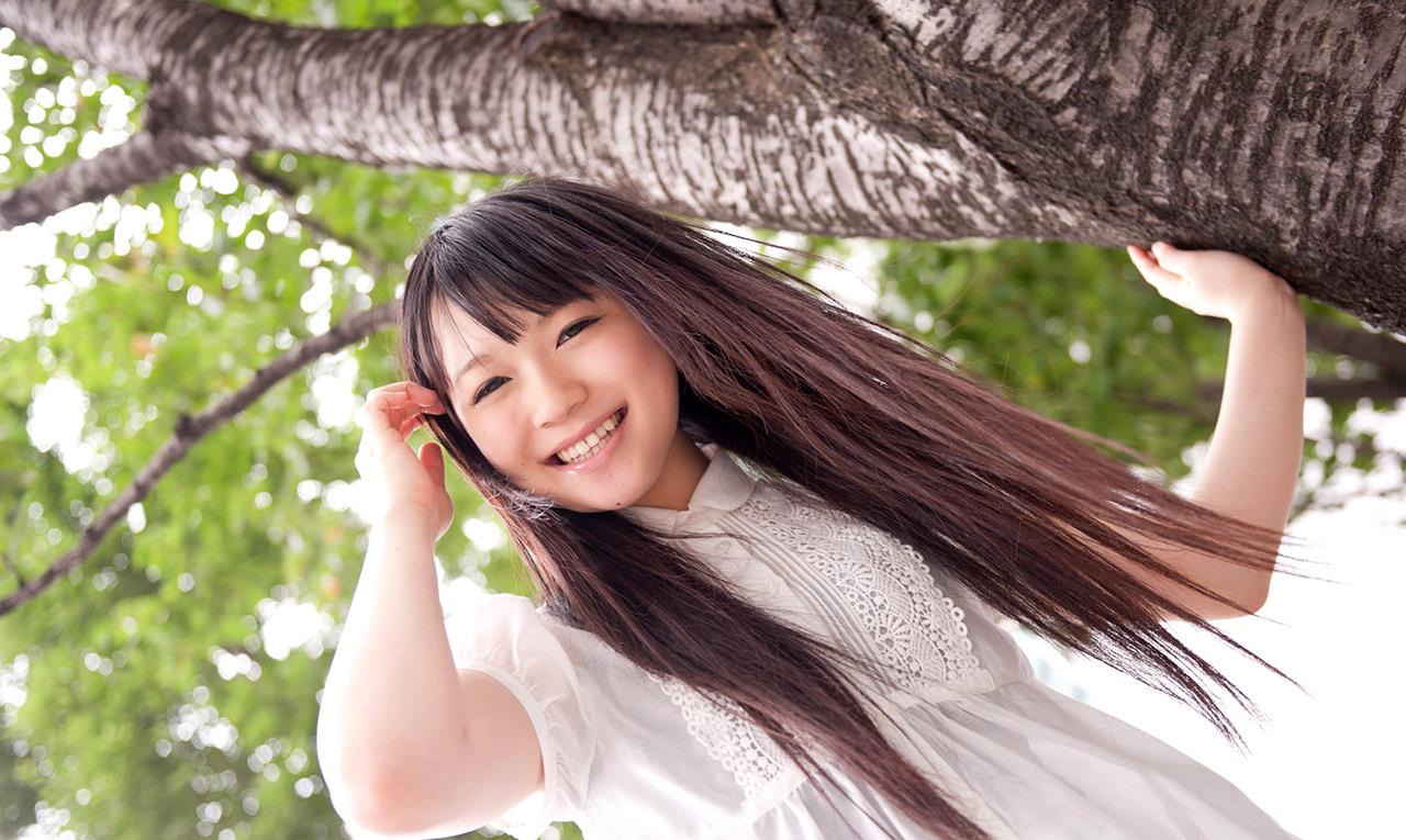 南梨央奈002