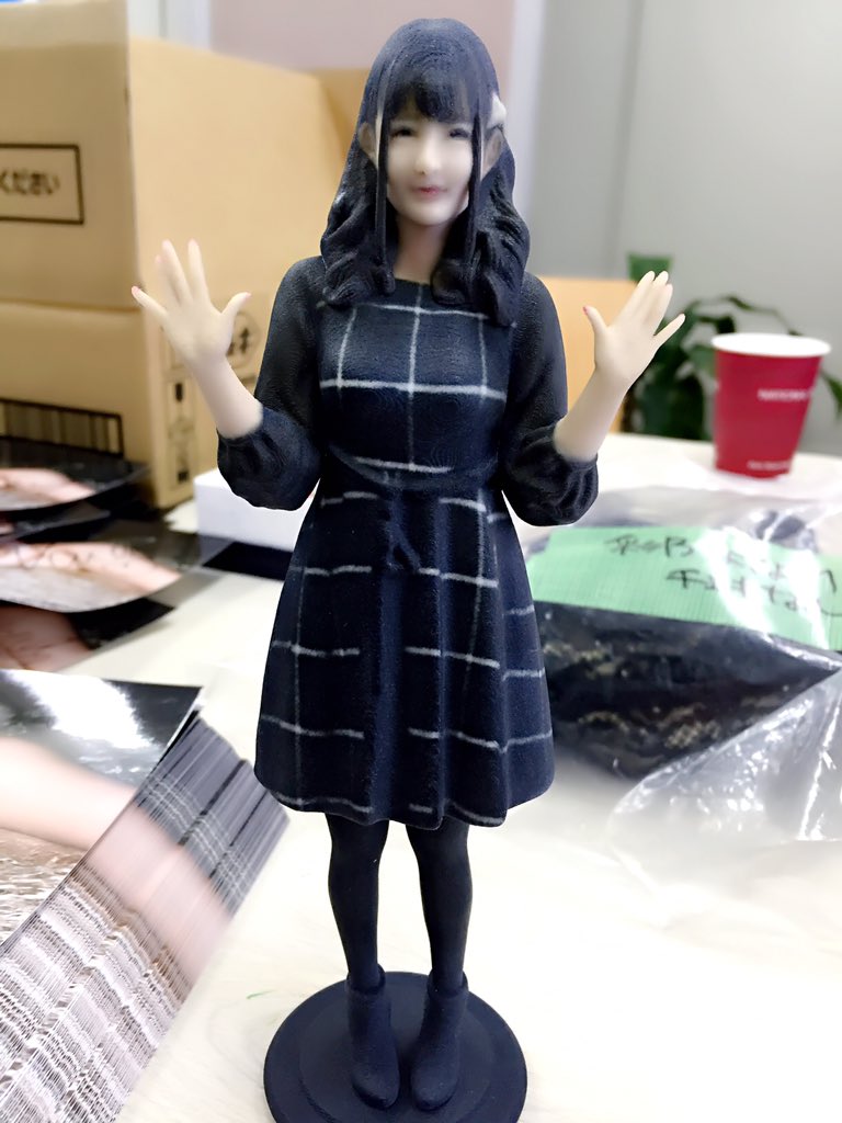 彩乃ななフィギュア001