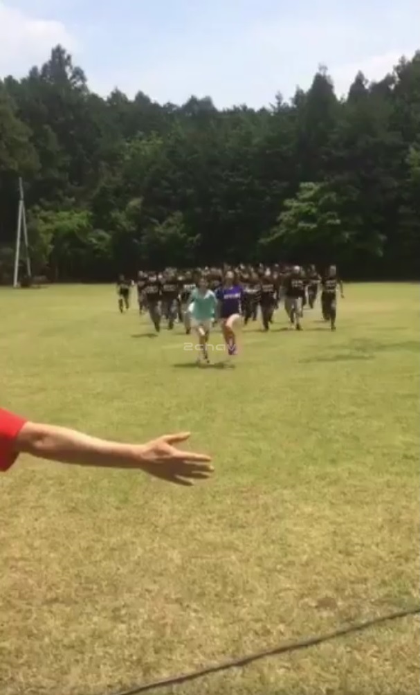 100人中出し動画001