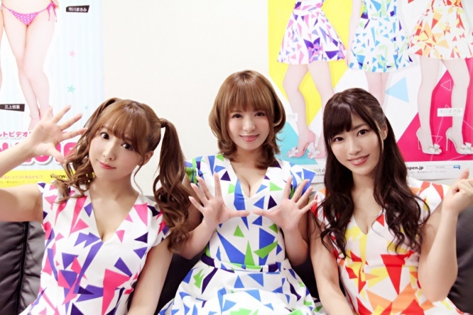 市川まさみ、星美りか、三上悠亜