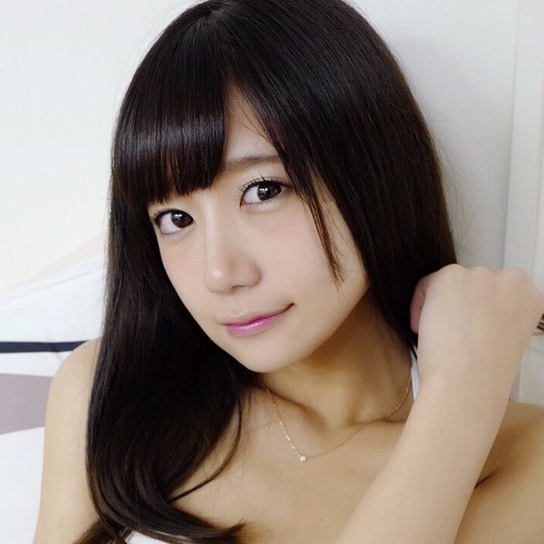 星奈あい