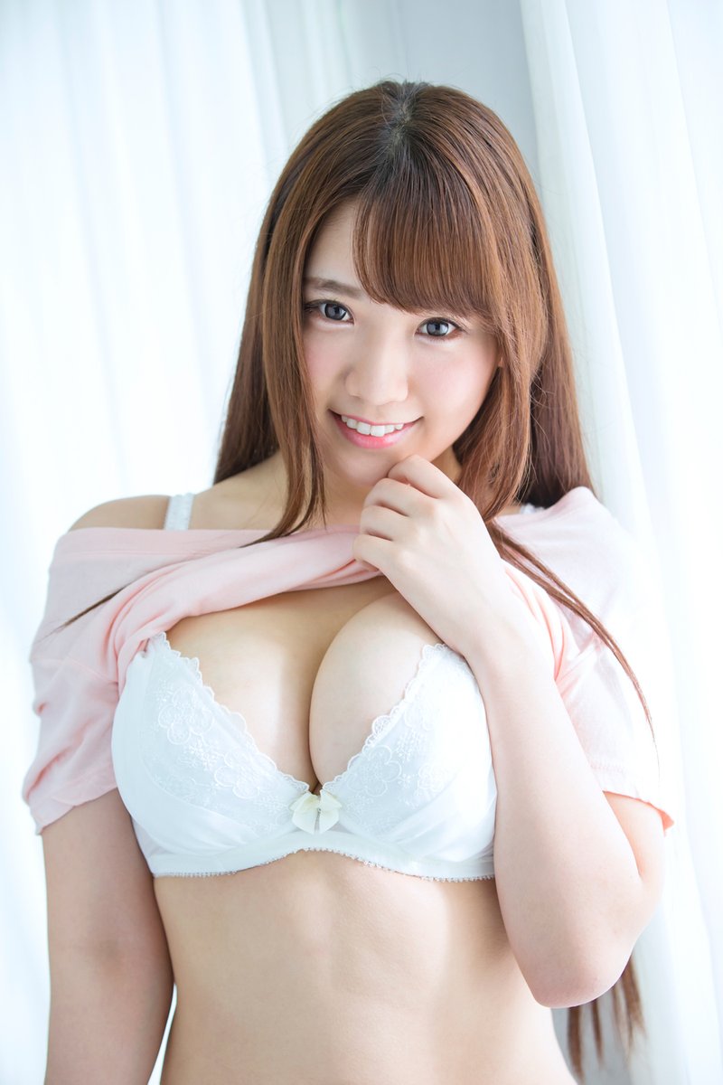 香坂紗梨001