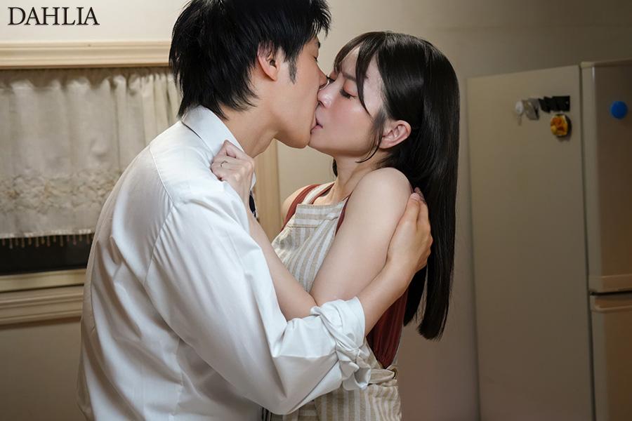 元A●女優めい(43歳)、「糸矢めい」名義復活でDAHLIA専属へ